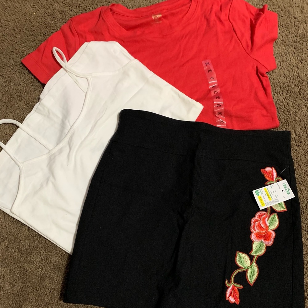 Skirt , Tank Top , T Shirt